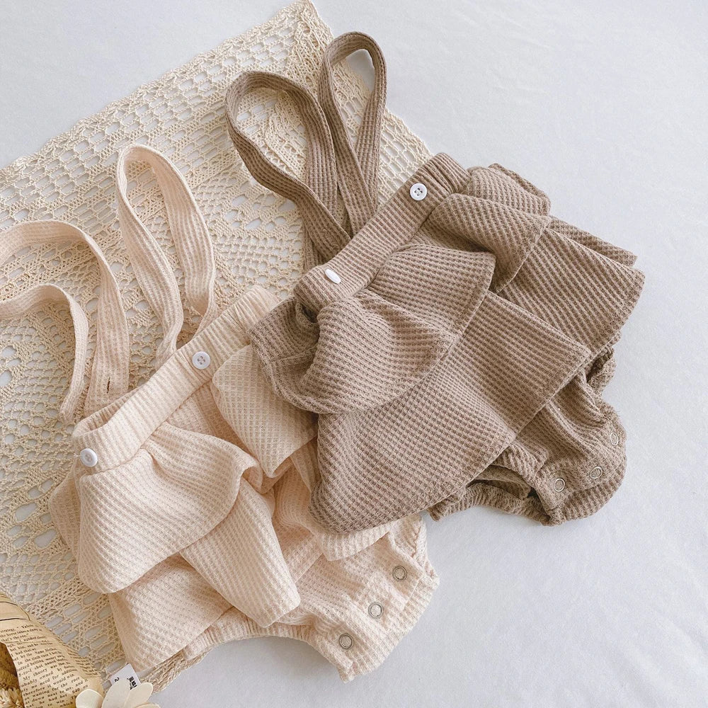 Baby Girl Ruffle Diaper Cover – Cotton Bloomers Shorts for Newborns & Toddlers (Spring & Autumn)