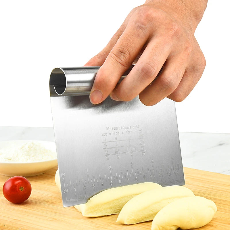Stainless Steel Cake Scraper & Edge Smoother – 6″ & 8″ Buttercream Spatulas Deckle Tools